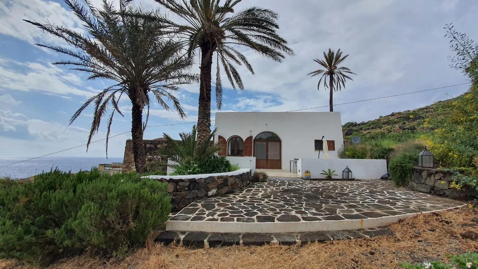 Radyshams Dammusi Le Palme & Bait Villa Siba